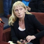 Елена Йончева: Еврото е инструмент, не гаранция за благоденствие
