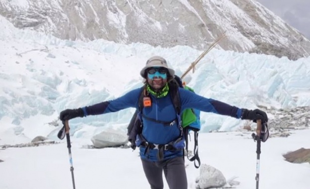 Как изглежда светът от високо Топ алпинистът на България Атанас