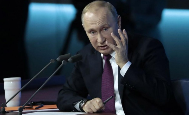 Путин: Трагедията, която се случи снощи в Париж, остави тъга в руските сърца