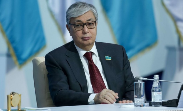 Новият президент на Казахстан положи клетва пред парламента