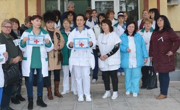  Пореден протест на медицински сестри във Враца 