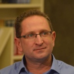 Вярата и демографията: Ролята на религията в съвременното общество