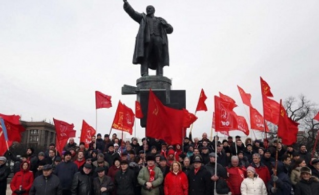 Комунистите в Русия излязоха на протест срещу поскъпването на живота