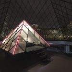 Нощ в Лувъра