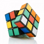Кубчето Рубик трябвало да учи студентите да мислят пространствено