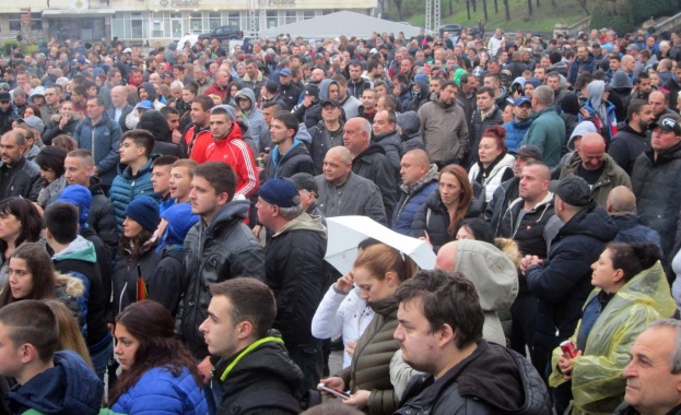 В Габрово се проведе четвъртият протест срещу агресията