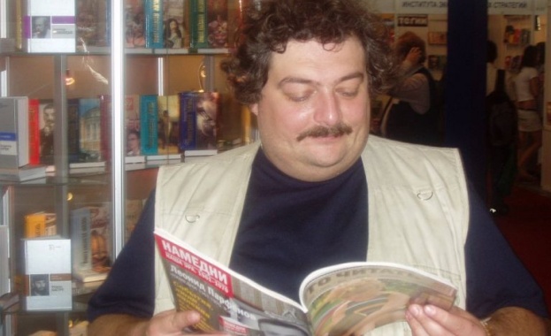 Златното перо на Русия - писателят Дмитрий Биков, изпадна в кома