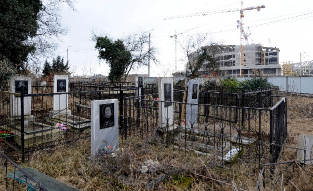  В Русия ще се появят частни гробища 