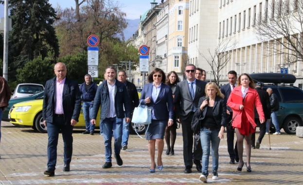 Кандидатите за евродепутати от "БСП за България" ще посетят областите Сливен, Благоевград, Велико Търново, Плевен и Пловдив