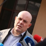 Въпросът пред президента: Не безстрашен ли е Иван, а може ли моделът "Гешев" да получи 7 години власт