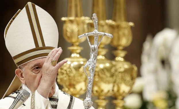 Папа Франциск призова вярващите да отхвърлят блясъка на богатството 