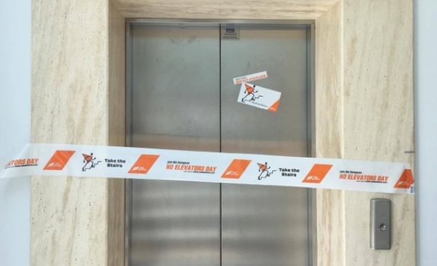 Трима пострадаха при пропадане на асансьор в Благоевград 