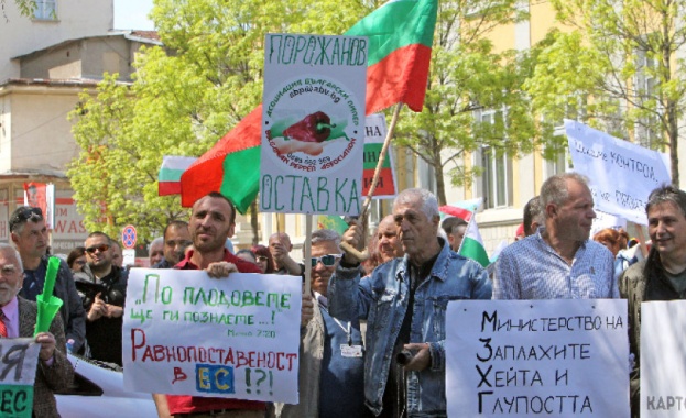 Втори протест на биопроизводителите с искане за оставката на Порожанов 