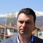 Законна ли е сечта, около стадиона в Бистрица?