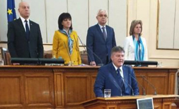 Митко Полихронов сменя Делян Добрев в парламента