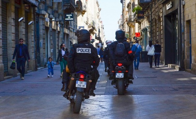  Арестуваха заподозрени за готвени нападения срещу силите на реда във Франция 