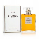 На 5 май 1921 г. Коко представя легендарния Chanel No. 5