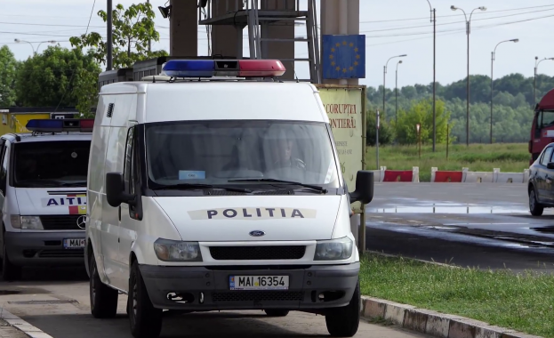 Румънските власти ни предадоха петима участници от група за телефонни измами   