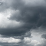 Облачно и дъждовно време 