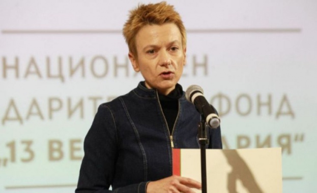Книгата „Свети вълк“ на Елена Алексиева стана роман на годината 