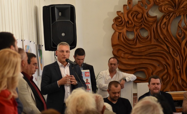 Валери Жаблянов към перничани: Гласувайте с №18, за да има справедливост и да преодолеем неравенствата
