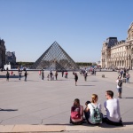 Бижутата, откраднати от Лувъра, са от колекцията на Наполеон и имат безценно културно и историческо значение