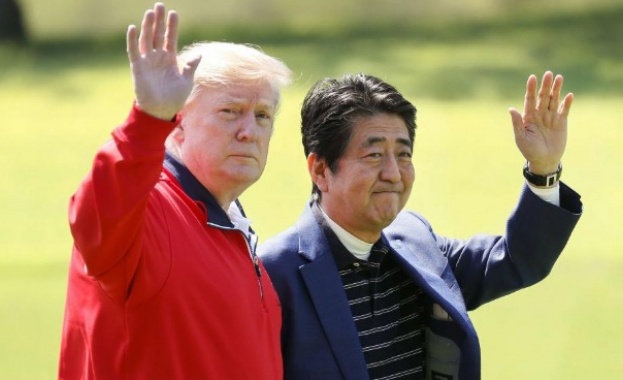 Тръмп и Шиндзо Абе премериха сили на игрището за голф