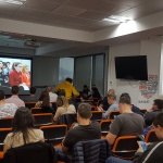 Българските IT специалисти предпочитат да четат на хартия