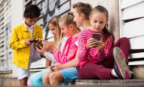 Доведоха ли интернетът и социалните мрежи до епидемия от мързел