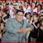 С Ким Чен Ун на 1 юни: Вождът се смее, децата плачат
