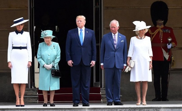  Кралица Елизабет Втора прие Доналд Тръмп в Бъкингамския дворец 