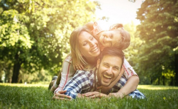 Днешното утро започва с температури в повечето райони между 10 deg