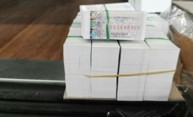 Министърът на финансите подписа заповед с която се променя срокът