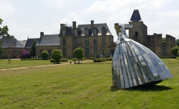 Известният скулптор Живко Седларски пристигна от Франция за самостоятелна изложба