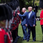 Заради буквена грешка Тръмп "прекръсти" принц Чарлз на "принц на китовете"