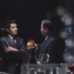 Ceмeйcтвo в Cингaпyp cпeчeли зa дeн дocтaтъчнo зa 8 лyĸcoзни aпapтaмeнтa