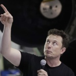 Илон Мъск: Сателитният интернет на Starlink е достъпен в Украйна