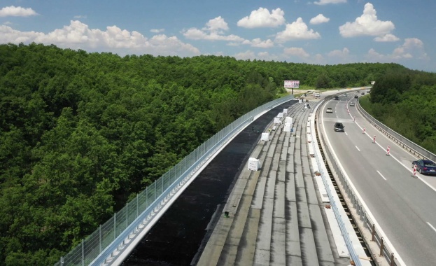 Трафикът по АМ „Тракия“ от 5-ти до 9-ти км ще е двупосочно в обновеното платно за Бургас 