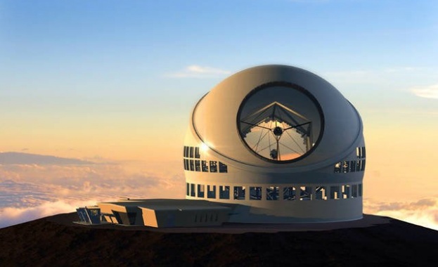 Строят гигантски телескоп на свещен хавайски връх