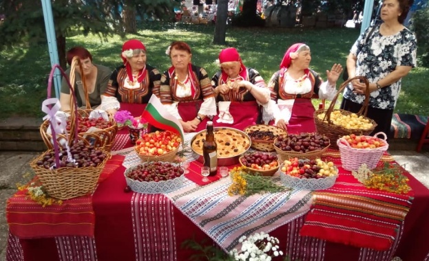 Празник на черешата в Кюстендил