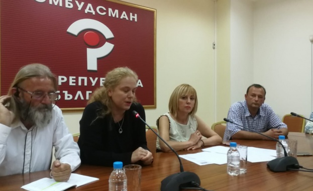  Мая Манолова: Безобразията по българското Черноморие са най-видими и последователно извършвани
