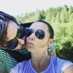 Наталия Кобилкина заведе мъжа си в Русия