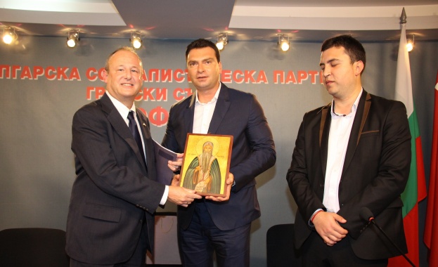 Калоян Паргов посрещна посланика на САЩ Ерик Рубин в централата на БСП – София