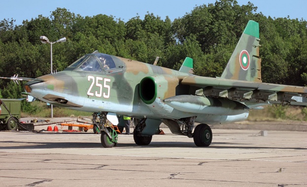 Първите ремонтирани Су-25 пристигнаха в България Първите ремонтирани Су-25 пристигнаха в България