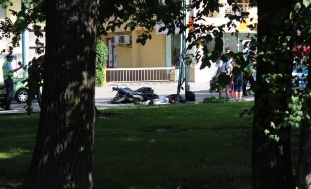 26-годишен моторист се блъсна в стълб и се размаза в пловдивския квартал "Кючука"