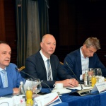 Консултативен съвет между правителството и индустрията може да ускори приложението на изкуствен интелект 