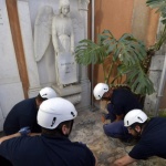 Отвориха два гроба във Ватиканското гробище, оказаха се празни 