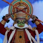  Който се надига на пръсти