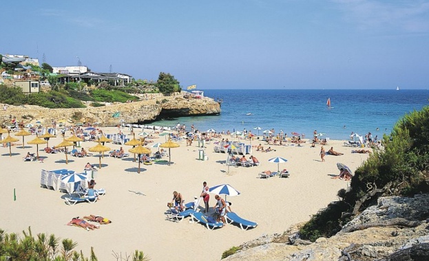 Испания обяви план за 4,25 млрд. евро за спасяване на туризма