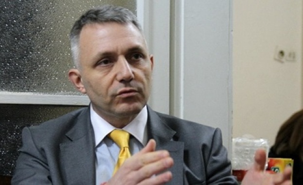 Адвокат Хаджигенов обяснява как да осъдим НАП за теча на лични данни